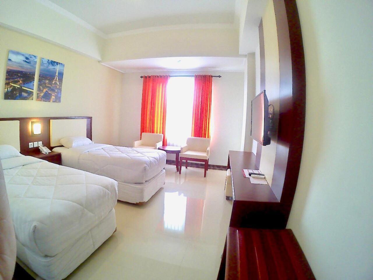 Hotel Tosan Solo Baru Grogol Dış mekan fotoğraf
